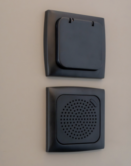 C-Line Speaker met Afdekraam |  Zwart